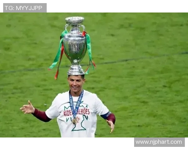 足球明星荣耀瞬间高清图片展现他们的辉煌成就与无尽魅力