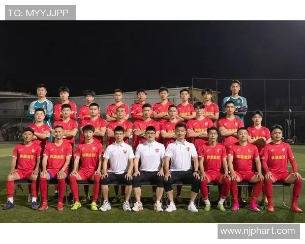 重庆足球队在邀请赛中的实力展现与未来发展潜力分析 重庆足球队在邀请赛中的实力展现与未来发展潜力分析