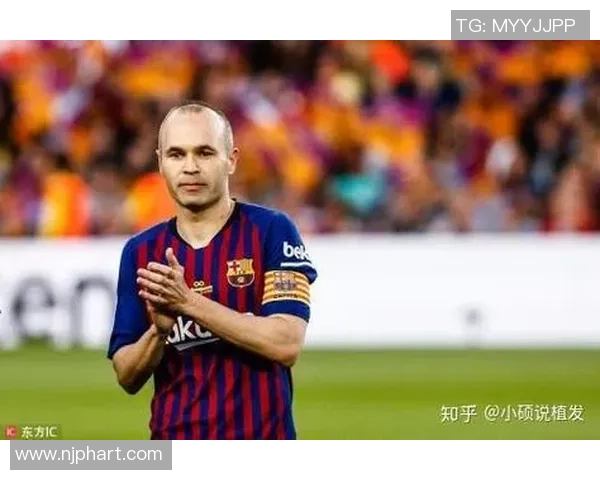 荷兰足球界的秃顶明星球员盘点与成就分析