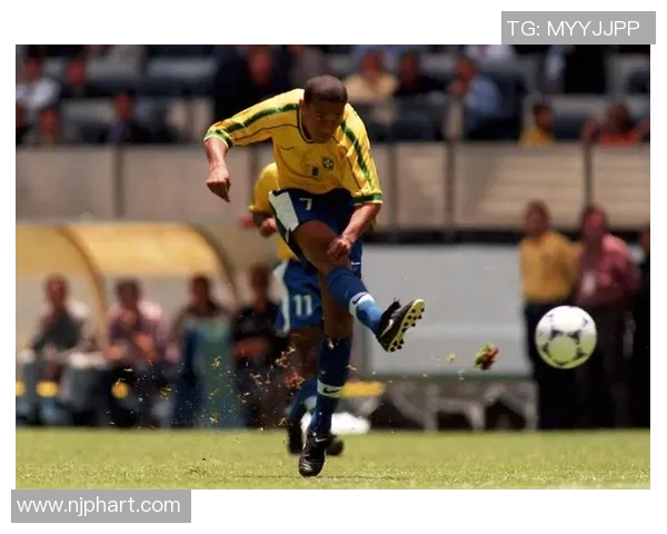 罗纳尔多与罗纳尔迪尼奥的足球传奇之路与辉煌成就解析