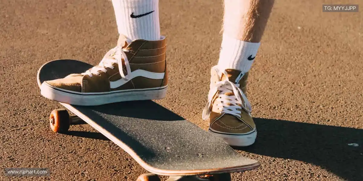 📱弹幕互动,一起狂欢!🏈 体育直播,让孤单不复存在!